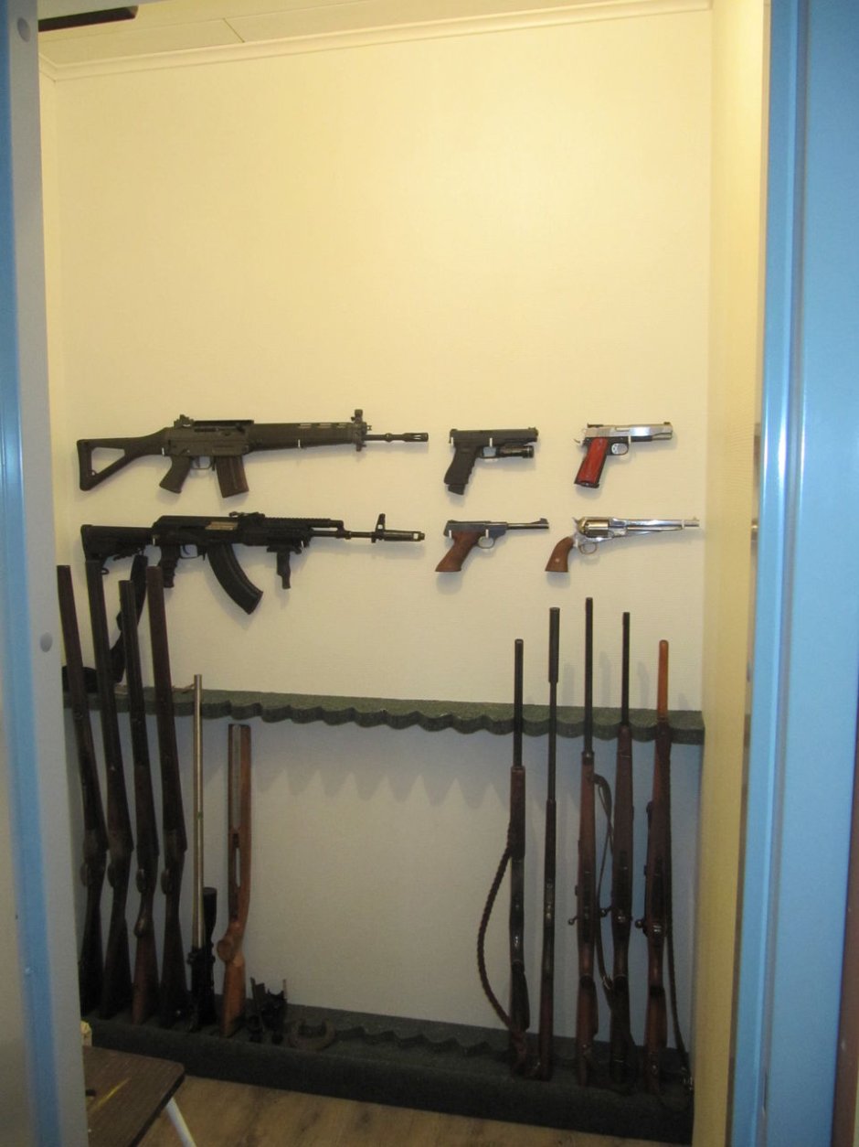 Универсальный держатель Kolpin