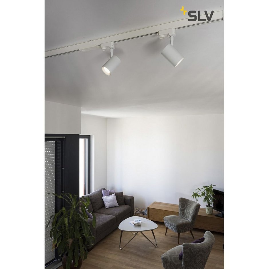 Белые треки на потолке