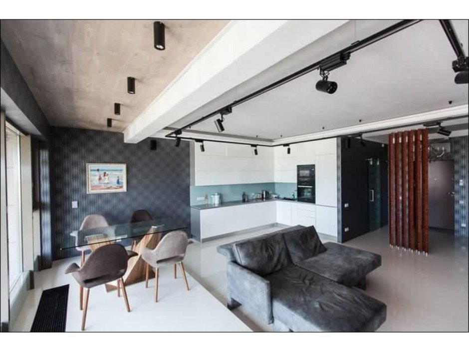 Трекинговое освещение на натяжном потолке