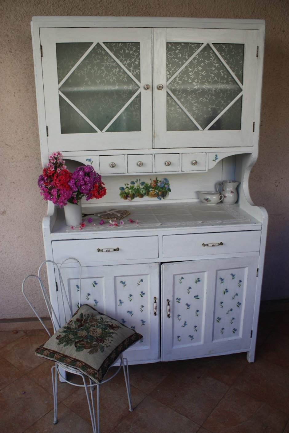 Декупаж шкафа