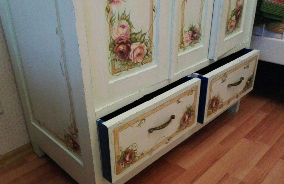 Шторки на кухонные шкафчики