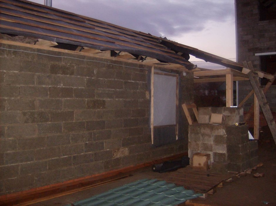 Пристрой из арболитовых блоков