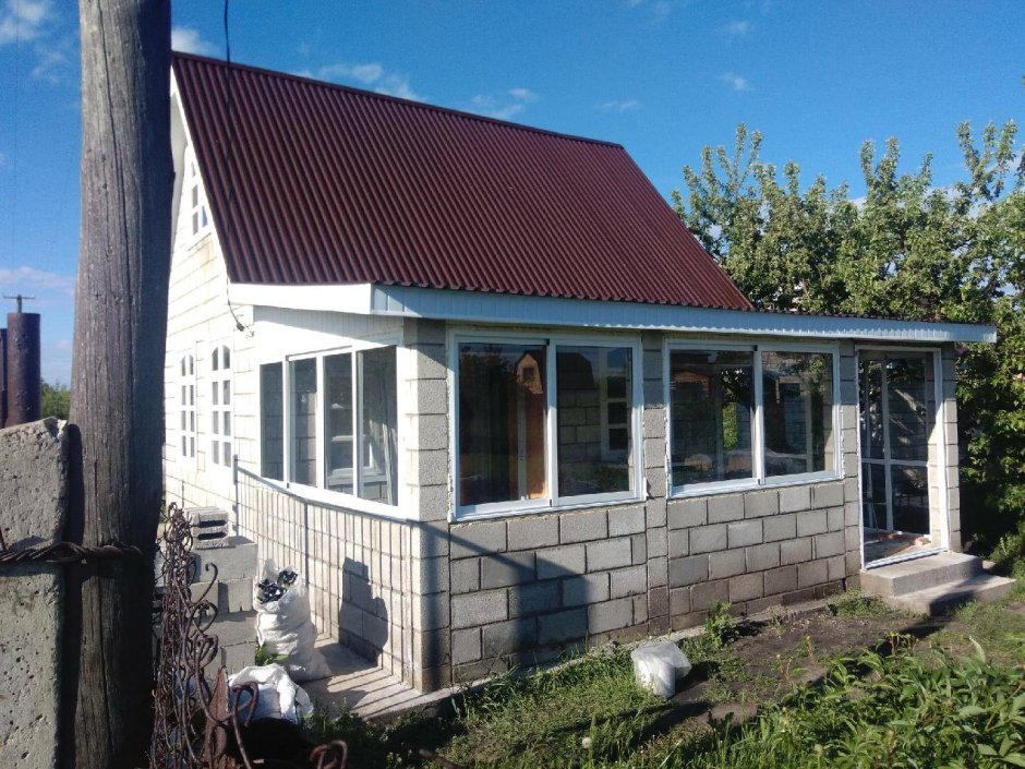 Пристрой к дому из пеноблоков к деревянному дому