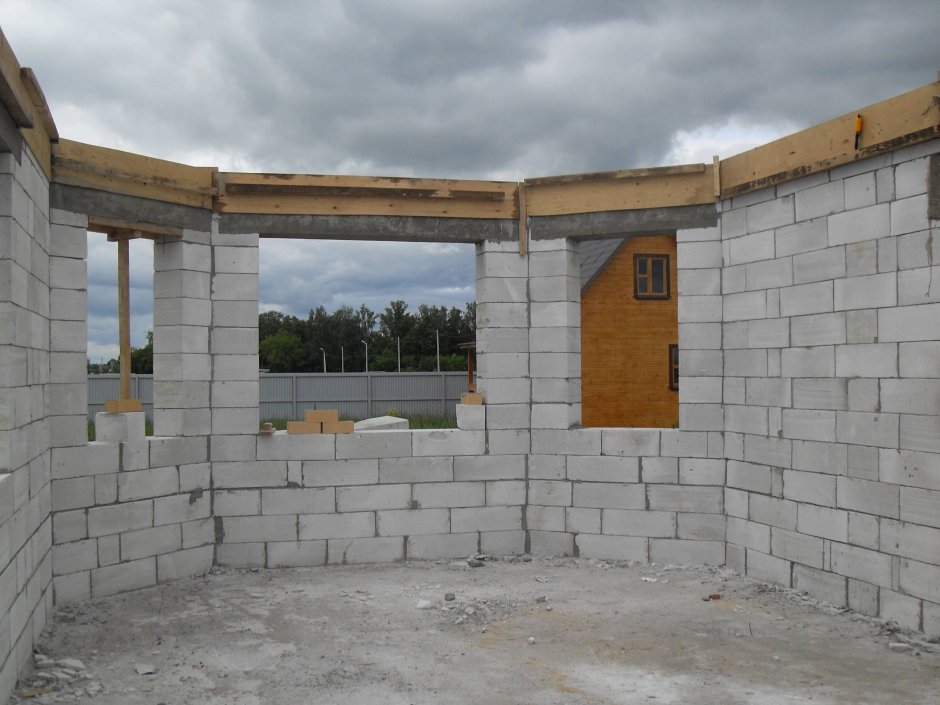 Пристрой из керамзитобетонных блоков