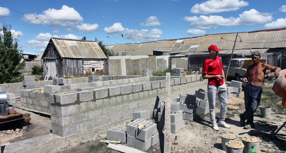 Дачный домик из керамзитобетонных блоков