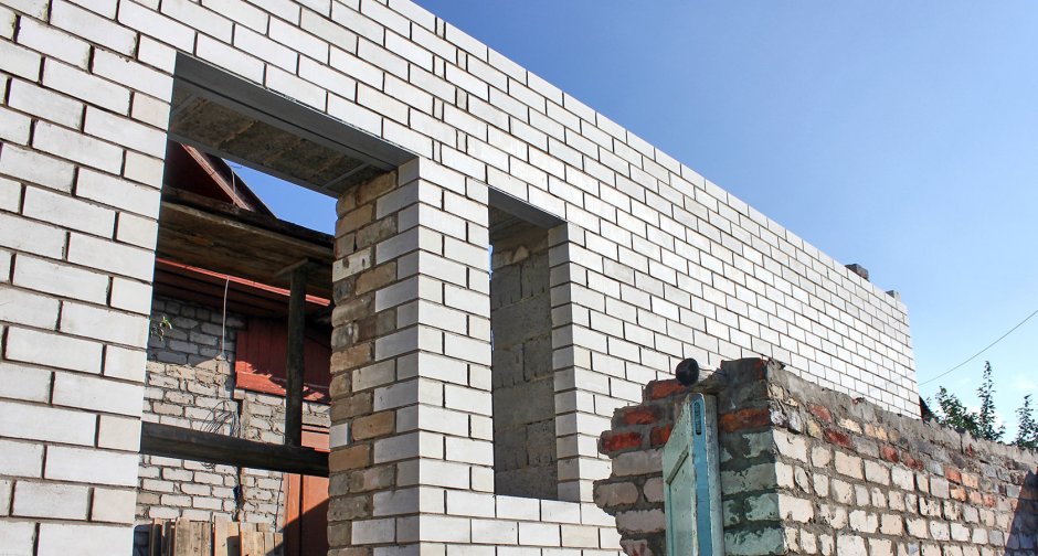 Гараж с пеноблока