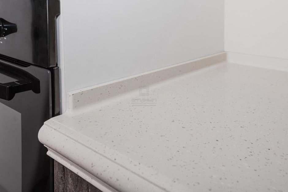 Каменный плинтус для столешницы