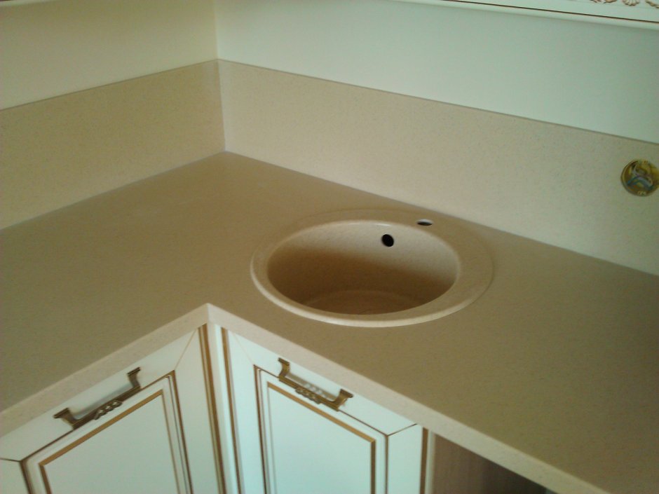 Свес столешница кварц 20 мм