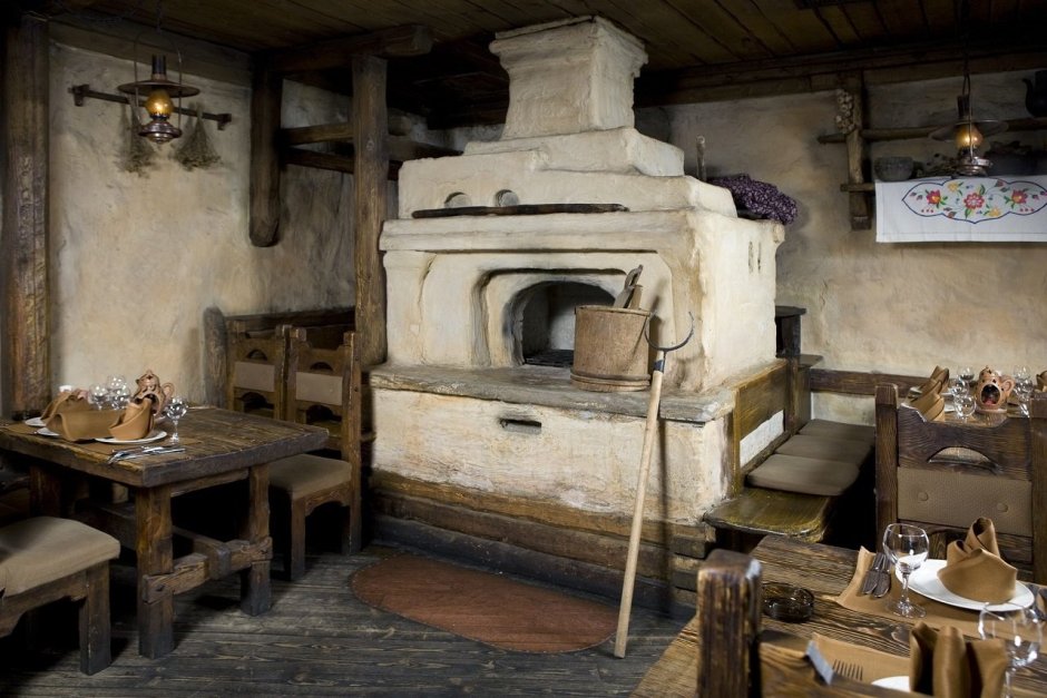 Печь с лежанкой изразцовой - у Пушкина