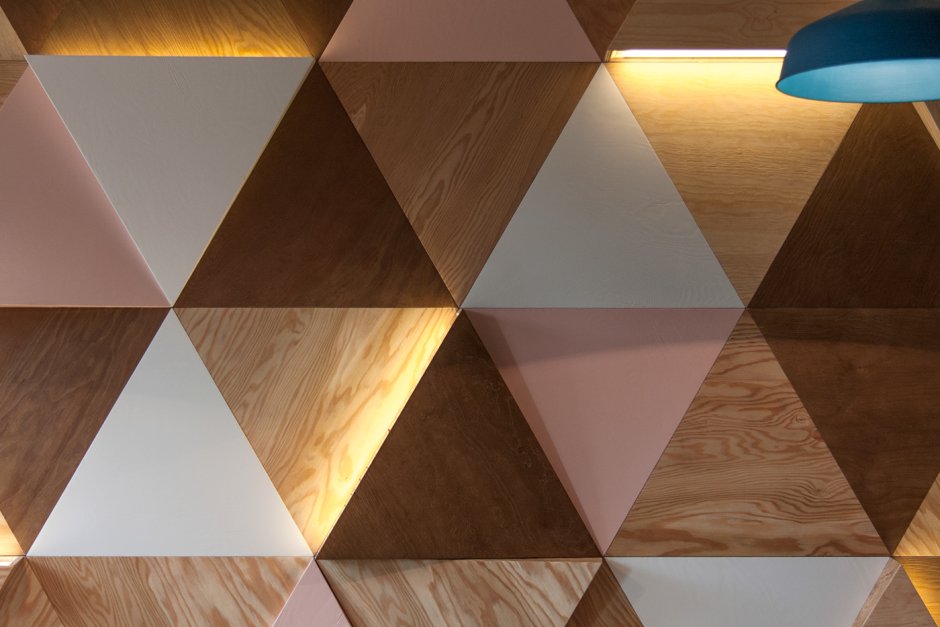 Стеновые панели треугольниками