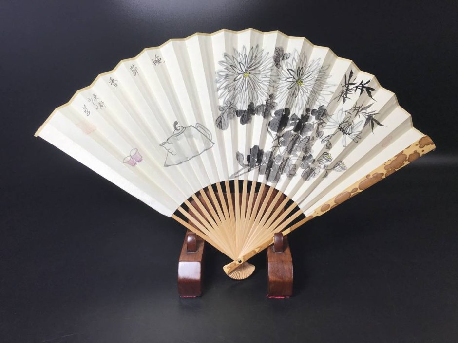 Веер Аманды лир