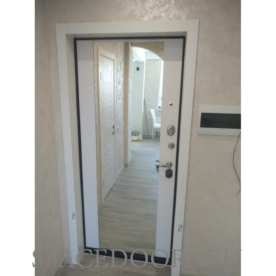 Дверь Лабиринт Urban с зеркалом