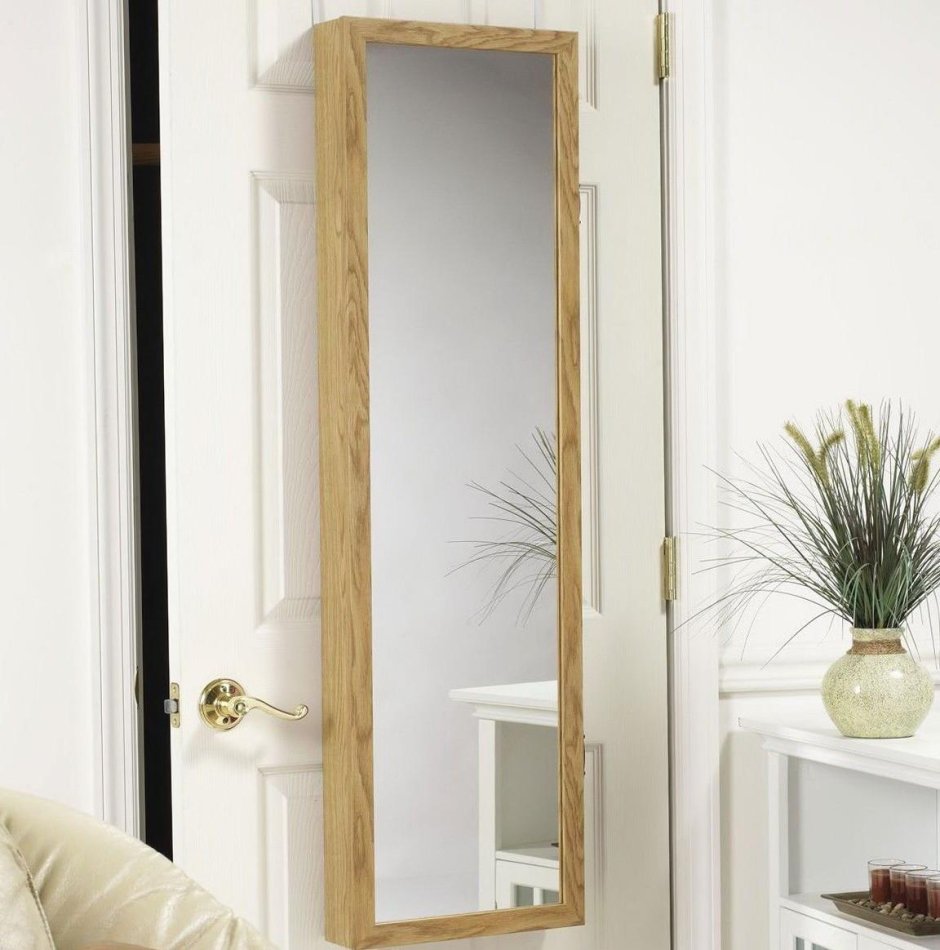 Открывающееся зеркало