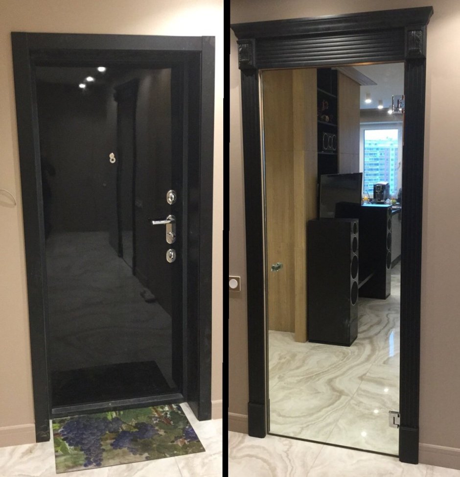 Черная входная дверь с зеркалом