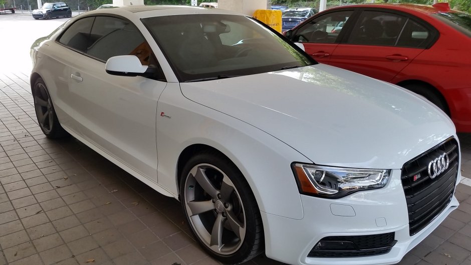 Audi a5 купе Glacier White