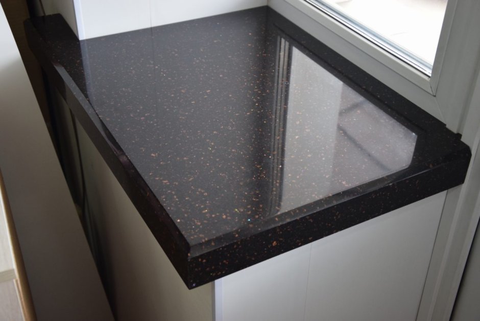 Мрамор Калакатта подоконнике