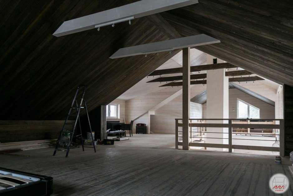 Барнхаус с антресолью и вторым светом