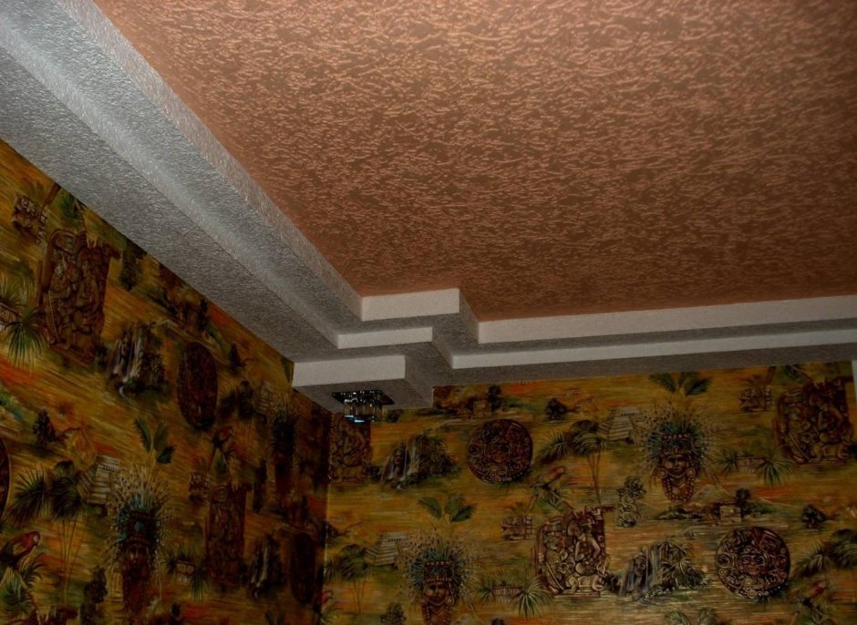 Потолочная плитка на потолке