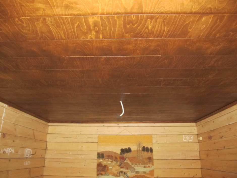 Обшивка потолка в бане