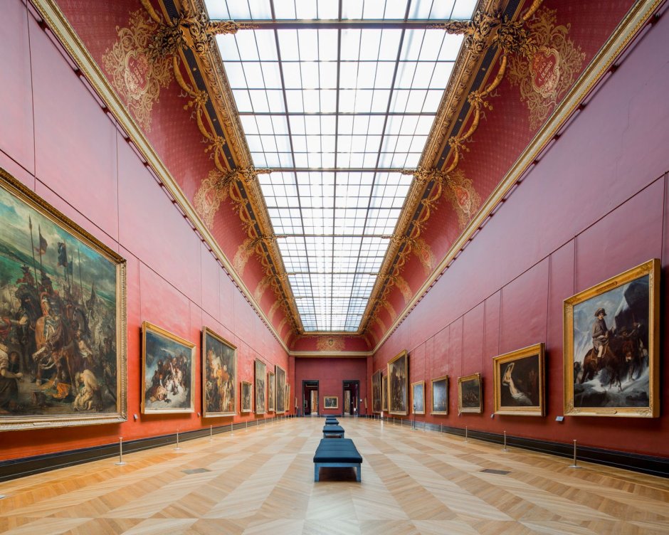 Центральный музей искусств Лувр