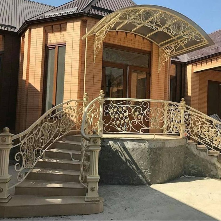 Крыльцо для частного дома в Дагестане