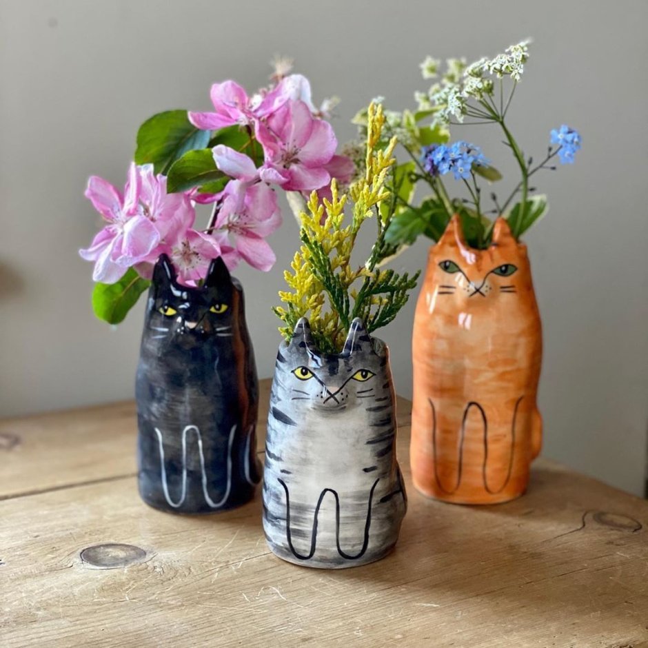 Декоративные вазы кошки