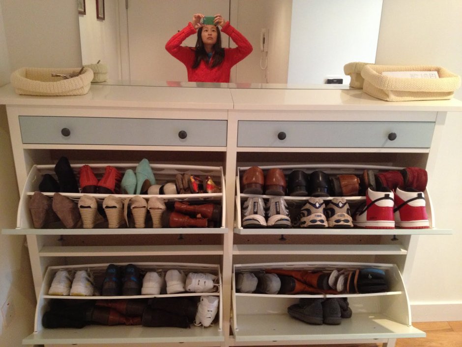 Хранение обуви в шкафу в коробках