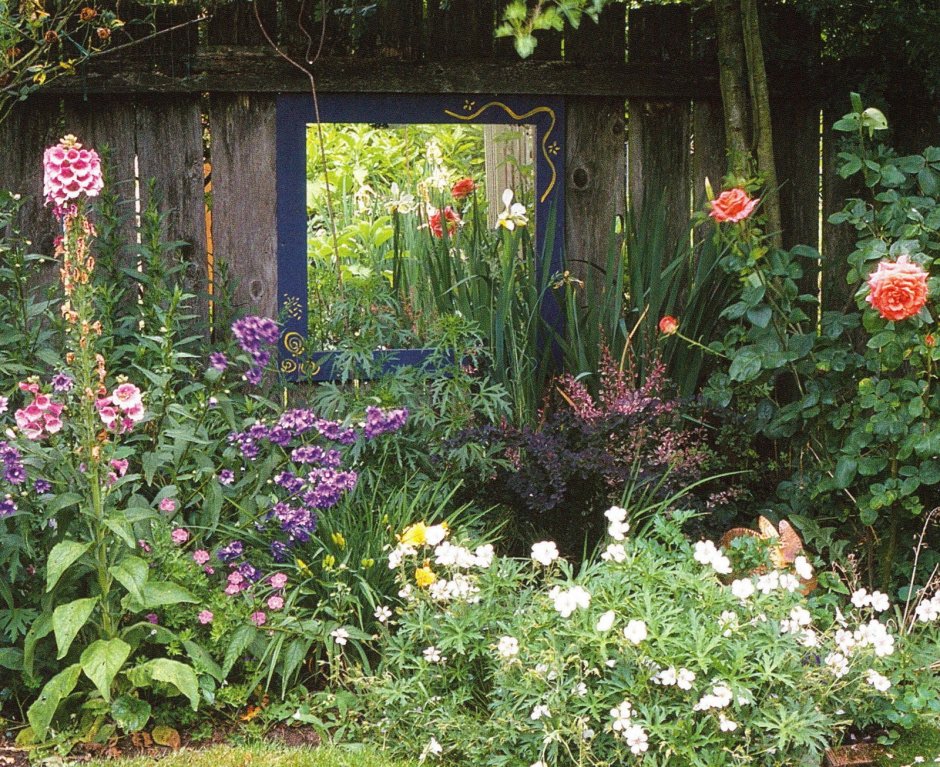 Необычные арки в саду