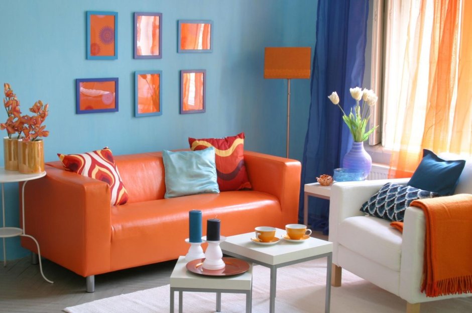 Детская комната в сине оранжевых тонах